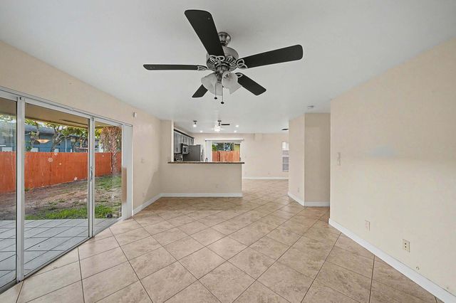5789 Woodland Point Drive, Tamarac, FL 33319