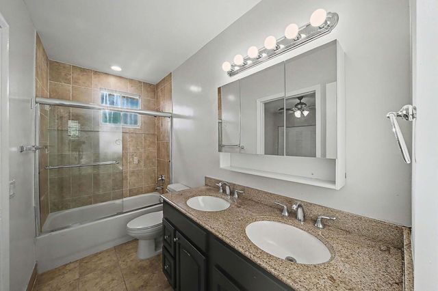 5789 Woodland Point Drive, Tamarac, FL 33319