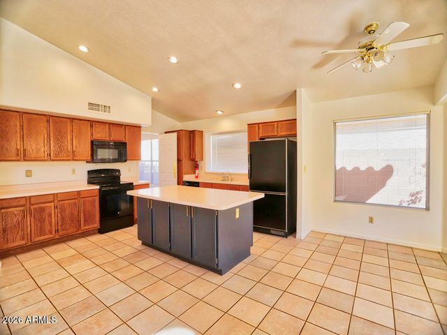 1217 E SANDCASTLE Court, Gilbert, AZ 85234