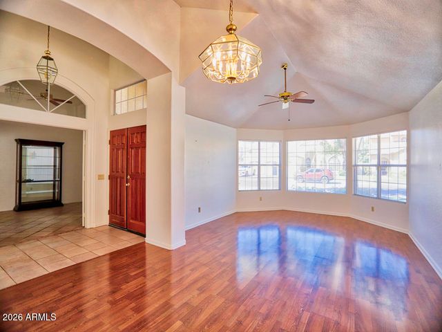 1217 E SANDCASTLE Court, Gilbert, AZ 85234