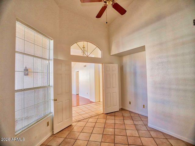 1217 E SANDCASTLE Court, Gilbert, AZ 85234