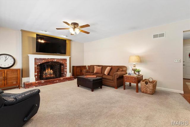 1131 Black Forest Drive, St Charles, MO 63301