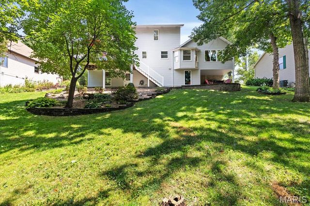 1131 Black Forest Drive, St Charles, MO 63301