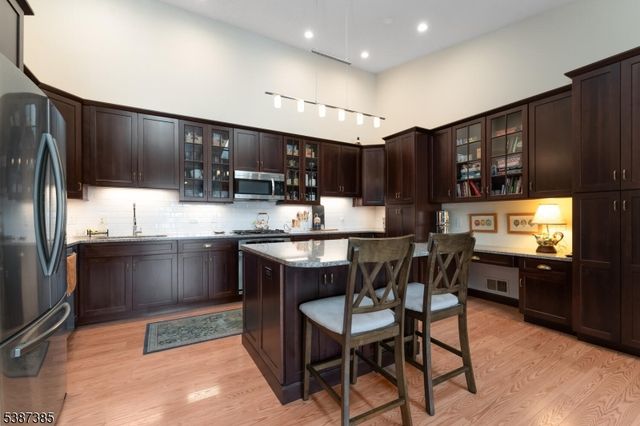 3603 Holman Ct, Bridgewater Twp., NJ 08807
