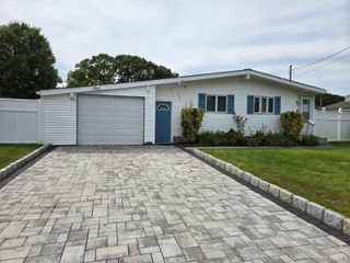 106 Days Avenue, Selden, NY 11784