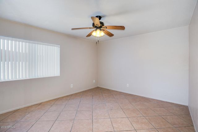 10640 N 66th Avenue, Glendale, AZ 85304