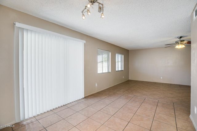 10640 N 66th Avenue, Glendale, AZ 85304