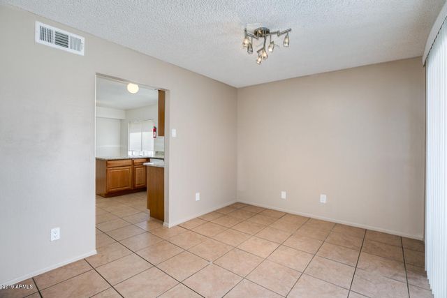10640 N 66th Avenue, Glendale, AZ 85304