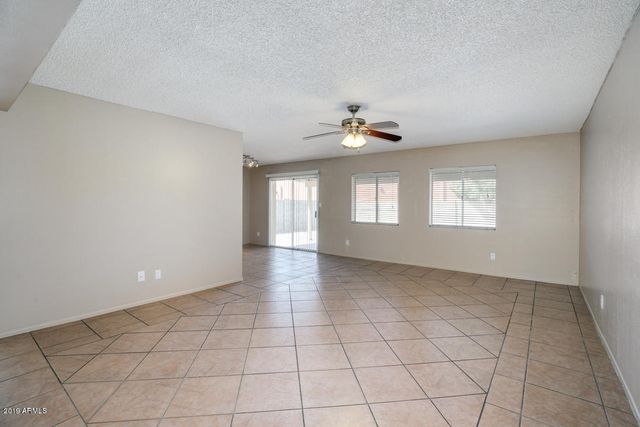 10640 N 66th Avenue, Glendale, AZ 85304
