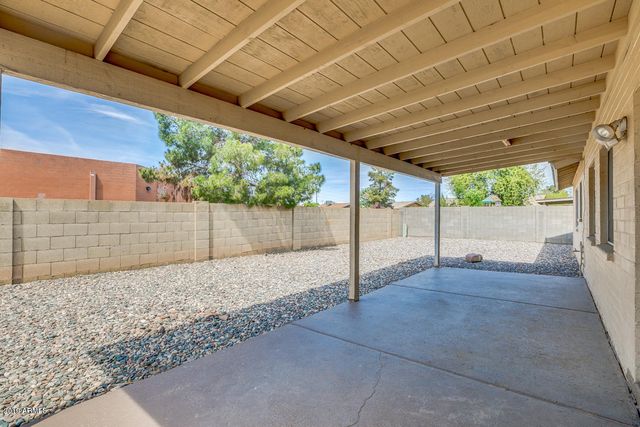 10640 N 66th Avenue, Glendale, AZ 85304