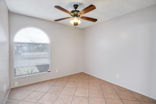 10640 N 66th Avenue, Glendale, AZ 85304