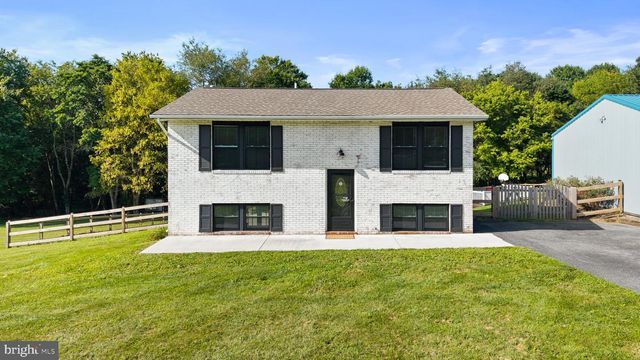 839 CHANTER DR, Westminster, MD 21157