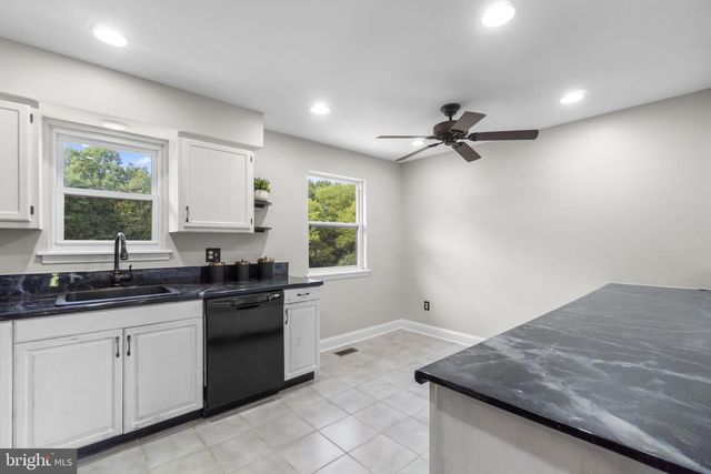 839 CHANTER DR, Westminster, MD 21157