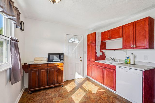 568 Glendora Road, Columbus, OH 43207