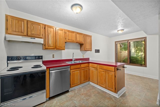 30017 Center Ridge Road F, Westlake, OH 44145