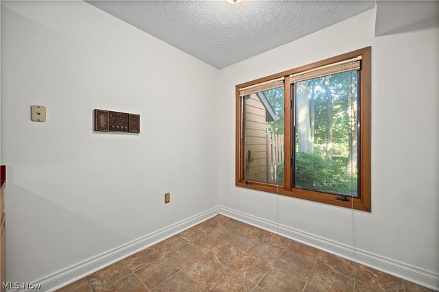 30017 Center Ridge Road F, Westlake, OH 44145