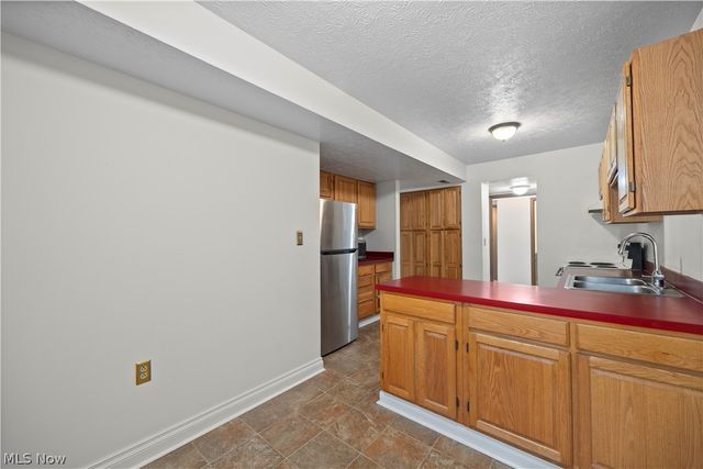 30017 Center Ridge Road F, Westlake, OH 44145