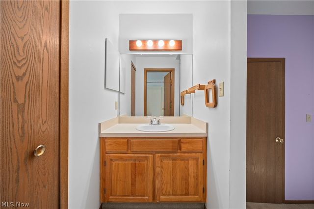 30017 Center Ridge Road F, Westlake, OH 44145