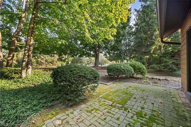 30017 Center Ridge Road F, Westlake, OH 44145
