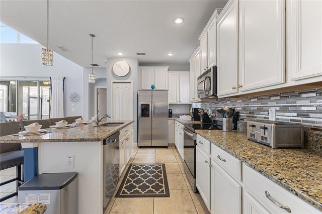 9006 MAJESTY PALM ROAD, Kissimmee, FL 34747