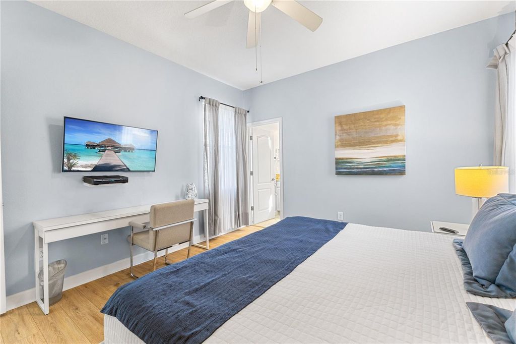 Image 25 of property listing at 9006 MAJESTY PALM ROAD, Kissimmee, FL 34747