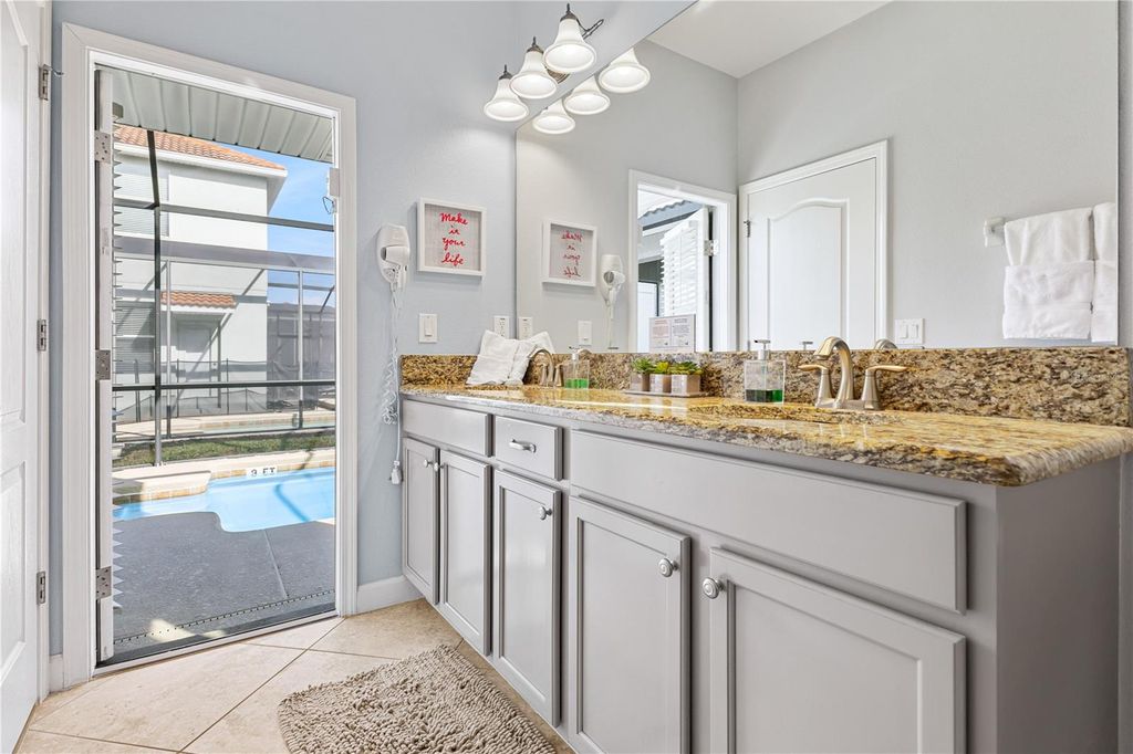 Image 27 of property listing at 9006 MAJESTY PALM ROAD, Kissimmee, FL 34747