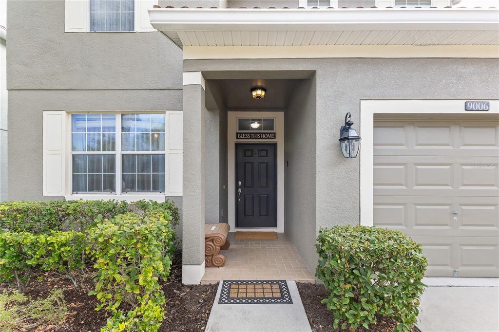 Image 4 of property listing at 9006 MAJESTY PALM ROAD, Kissimmee, FL 34747