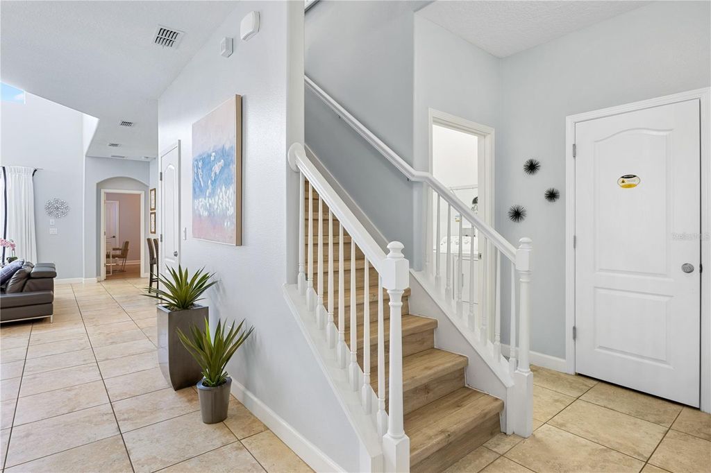 Image 31 of property listing at 9006 MAJESTY PALM ROAD, Kissimmee, FL 34747