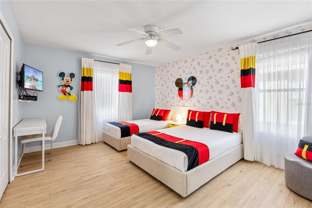 Image 51 of property listing at 9006 MAJESTY PALM ROAD, Kissimmee, FL 34747