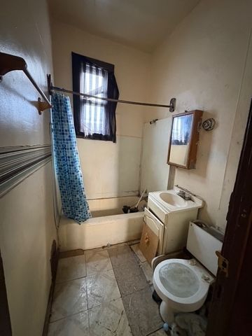 6408 S Rhodes Avenue, Chicago, IL 60637