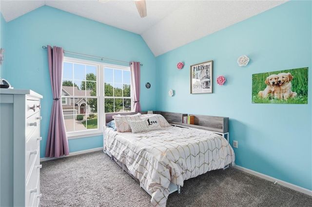 15462 S Hillside Street, Olathe, KS 66062
