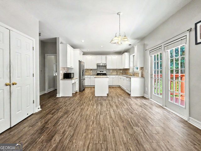 4334 Catamount Drive SW, Lilburn, GA 30047