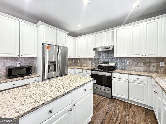 4334 Catamount Drive SW, Lilburn, GA 30047