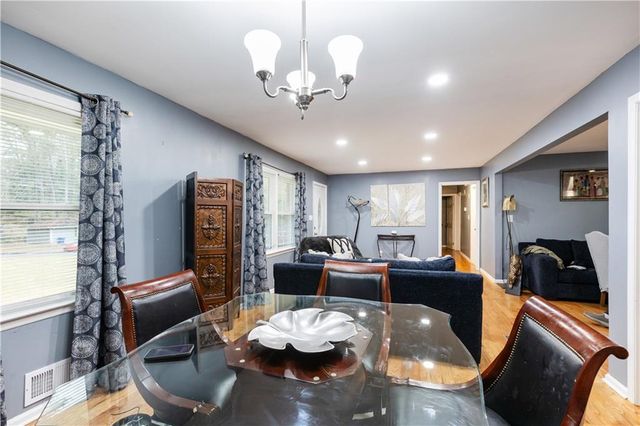 974 Laurelmont SW Drive, Atlanta, GA 30311