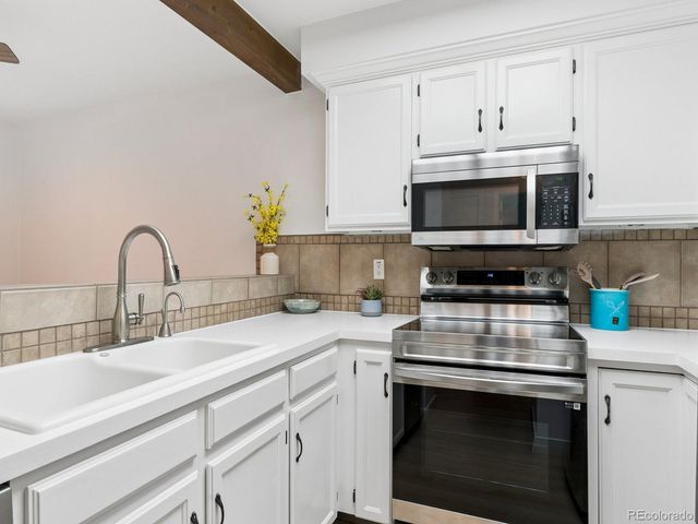 2885 W Long Circle B, Littleton, CO 80120