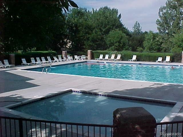 2885 W Long Circle B, Littleton, CO 80120