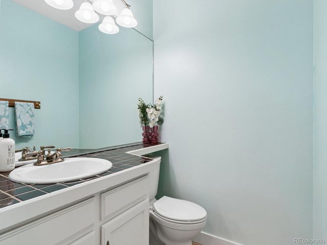 2885 W Long Circle B, Littleton, CO 80120