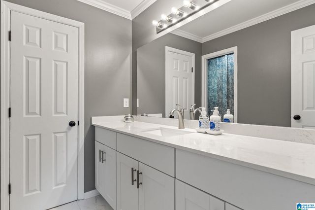 709 PANOLA TRAIL, Warrior, AL 35180