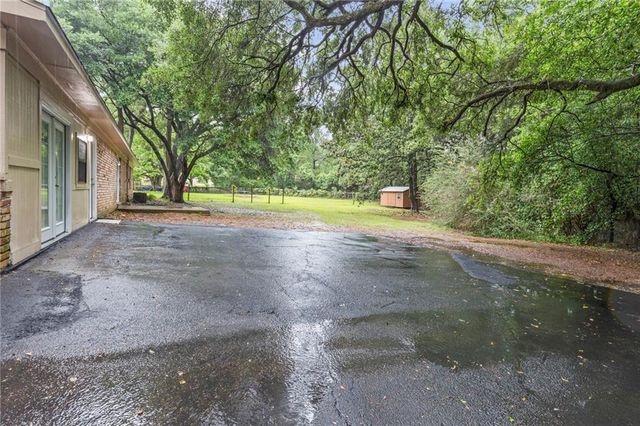 5818 Innsbruck Drive, Mobile, AL 36608