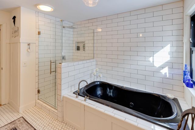 22 Deacon Willey Road, Campton, NH 03223