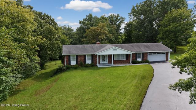 1022 Greenbriar Rd, Lawrenceburg, KY 40342