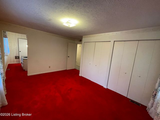 1022 Greenbriar Rd, Lawrenceburg, KY 40342