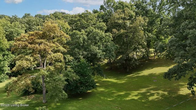 1022 Greenbriar Rd, Lawrenceburg, KY 40342