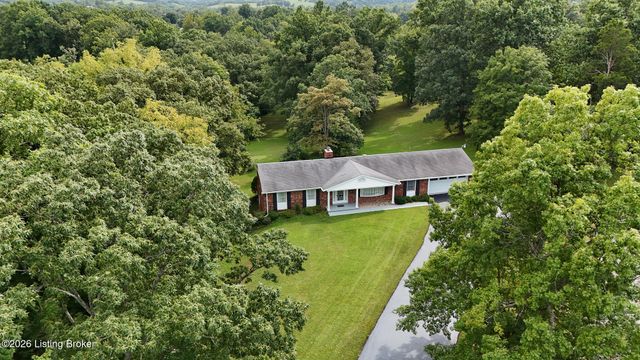 1022 Greenbriar Rd, Lawrenceburg, KY 40342
