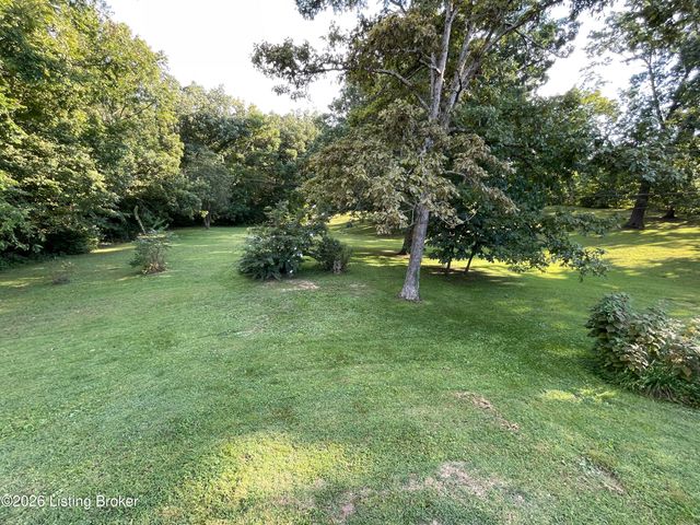 1022 Greenbriar Rd, Lawrenceburg, KY 40342