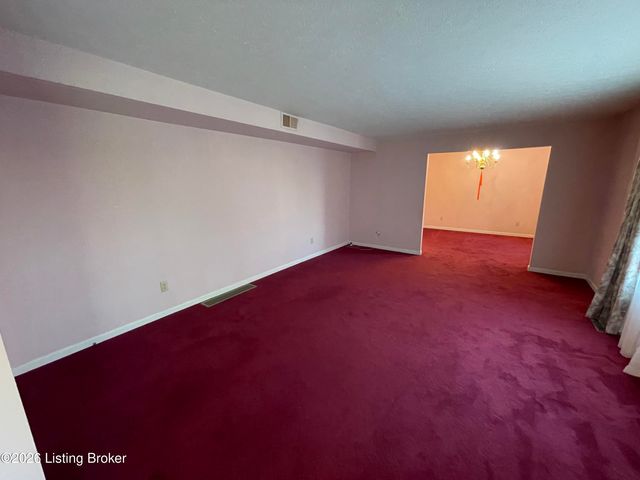 1022 Greenbriar Rd, Lawrenceburg, KY 40342