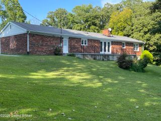 1022 Greenbriar Rd, Lawrenceburg, KY 40342