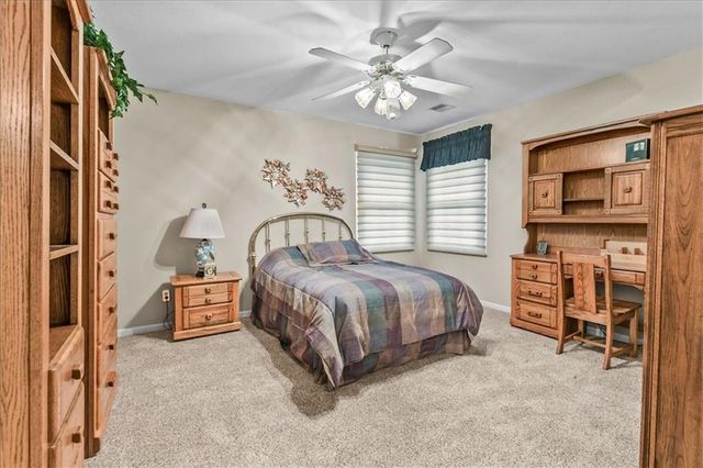 240 SW Winterpark Circle, Lee's Summit, MO 64081