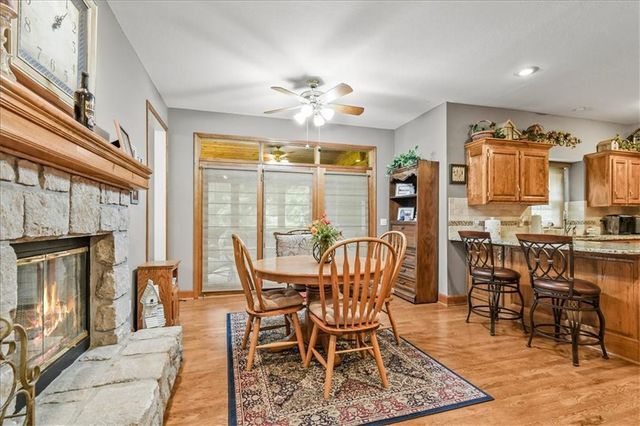 240 SW Winterpark Circle, Lee's Summit, MO 64081