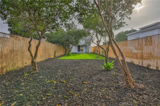 1693 E 110th, Los Angeles, CA 90059